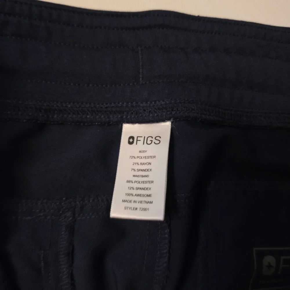 FIGS Technical Collection Mens Navy Blue Scrub Cargo Pants T2001 Size Large